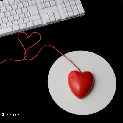 Souris d'ordinateur symbole d'amour Souris d'ordinateur symbole d'amour