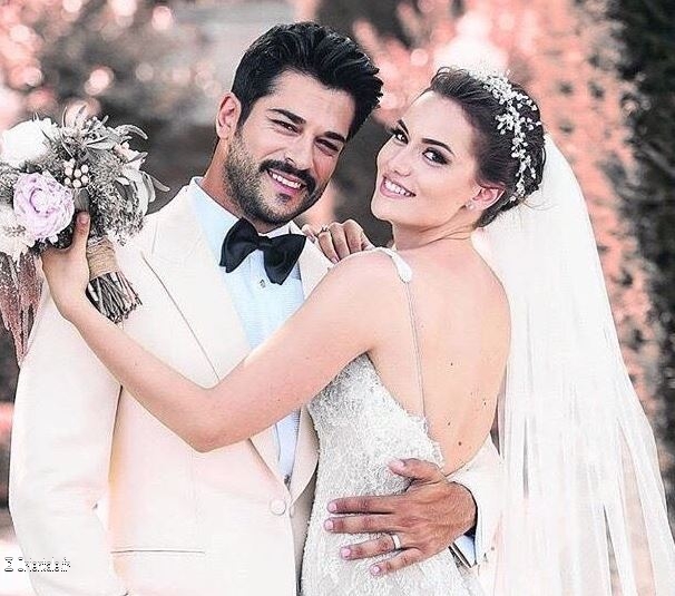 Divorce de Burak Özçivit et Fahriye Evcen Özçivit Divorce de Burak Özçivit et Fahriye Evcen Özçivit