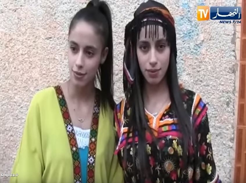 Les soeurs jumelles Assil et Salsabil Les soeurs jumelles Assil et Salsabil